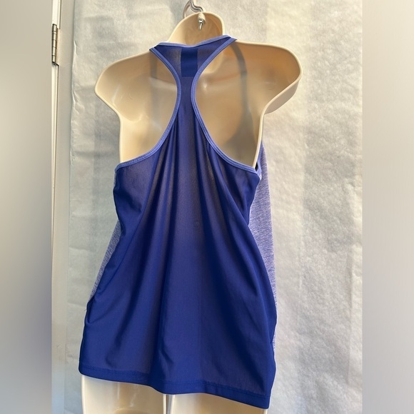 Adidas athletic tank top in Magenta w/mesh backside Sz-M. H6 - Picture 2 of 8